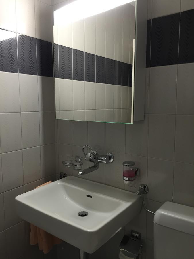 Hotel Bahnhof Uzwil Εξωτερικό φωτογραφία